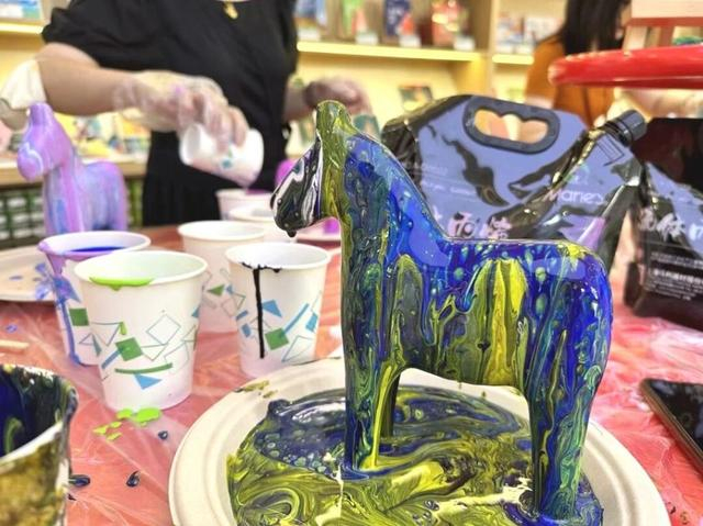 “渔村手作·妙绘跃马”活动 金山区供图