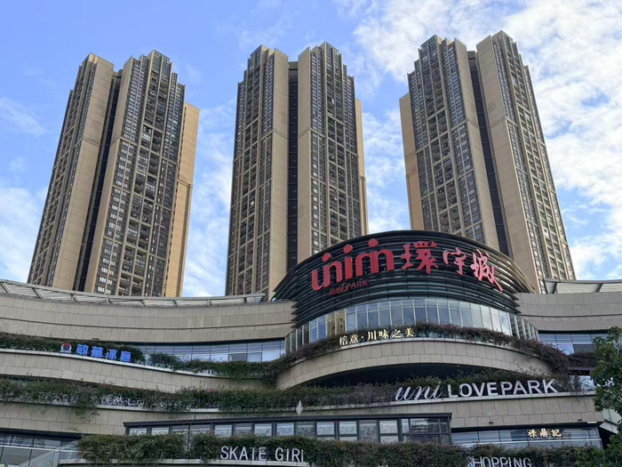 佛山的千灯湖环宇城  界面新闻记者王妤涵拍摄