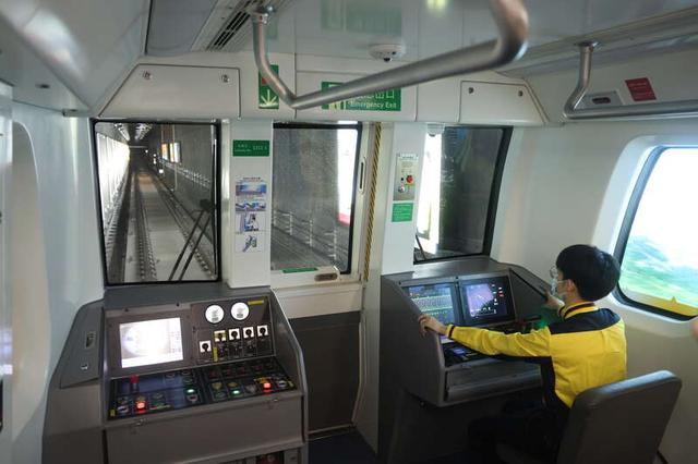 13号线一期列车采用GoA4级全自动运行系统。受访单位供图