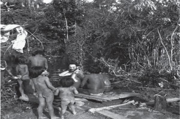 1938年，法国人类学家列维-斯特劳斯在巴西亚马逊雨林的一个部落中