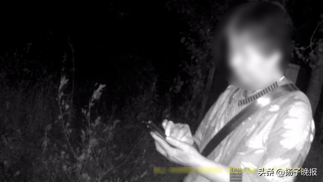老人遭遇诈骗后，乘网约车来到骗子指定的地点“交易”。北京通州警方供图