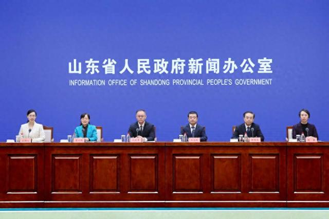 12月30日上午，山东省人民政府召开的新闻发布会现场。山东省人民政府新闻办公室供图
