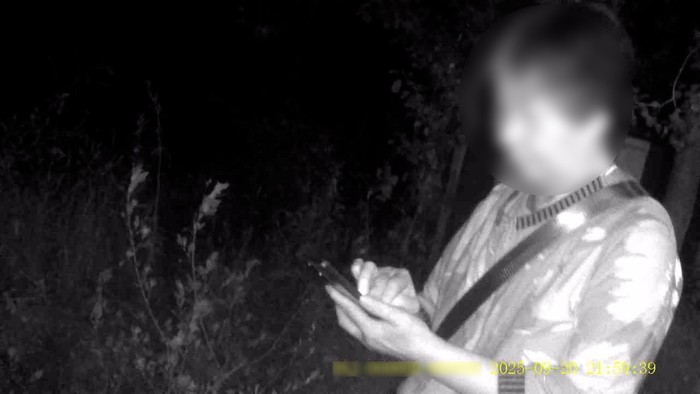 老人遭遇诈骗后，乘网约车来到骗子指定的地点“交易”。北京通州警方供图
