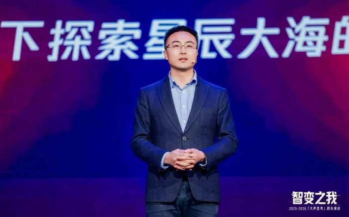 拿下亿元大单，智元机器人背后的关键先生|机器人|王闯|智元机器人|故事|实验室|中国移动|系统|关节|通用|工程|客户_新浪新闻