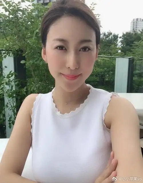 滝川惠理,175cm混血女神,K灯+逆天长腿,堪称“暗黑界超模”|跨界|艺人|人生|职业|成长_新浪娱乐_新浪新闻