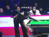 没想到张碧晨还有这一手！专注唱歌时是深情歌者，拿起球杆瞬间切换帅气模式