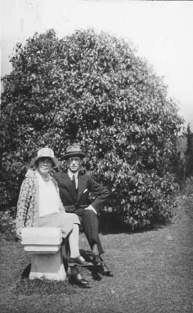 裴丽珠与罗尔瑜，吴晓芳/供图。《京华斯人：民国北京的文人与学者》插图