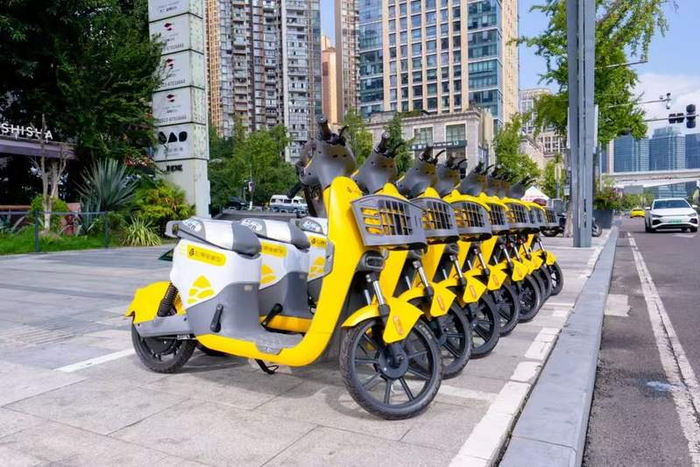 松果出行的共享电单车。松果出行微信公众号截图。