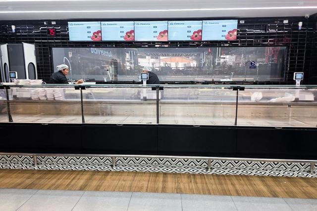 当地时间2026年1月5日，委内瑞拉加拉加斯，当地超市货架空空如也。视觉中国 图