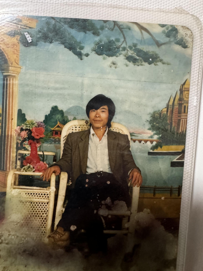 年轻的李某平。受访者供图