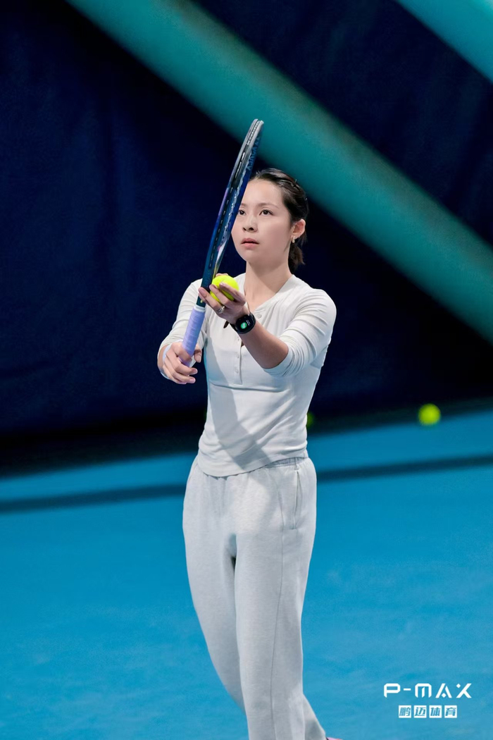 7位女球友入围年终总决赛。主办方图