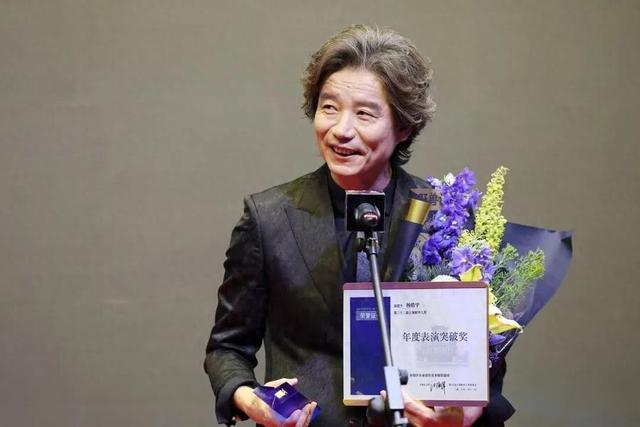 上海影评人奖 赖鑫琳摄               