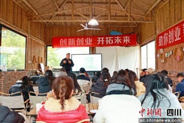活动现场。廖桂华 摄