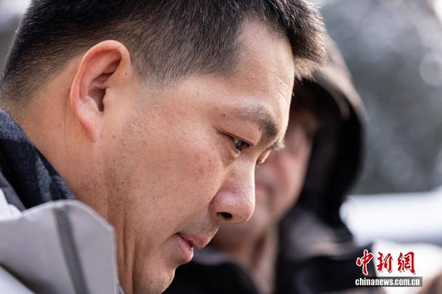 常昊前来送别恩师 中新网记者 刘星晨 摄