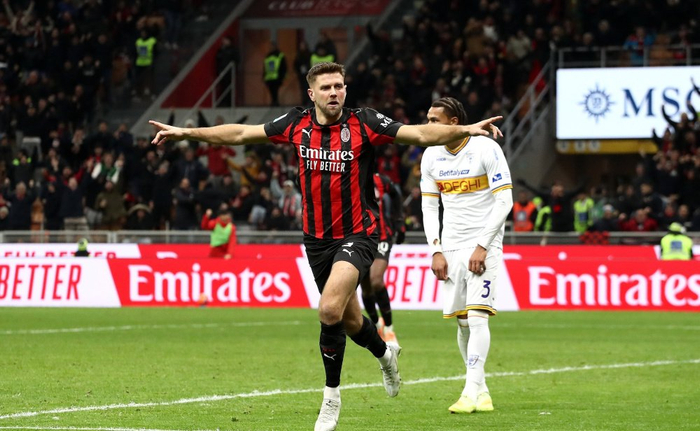 1-0！米兰20轮不败仍距国米3分，800万新援登场3分钟绝杀+加盟首球