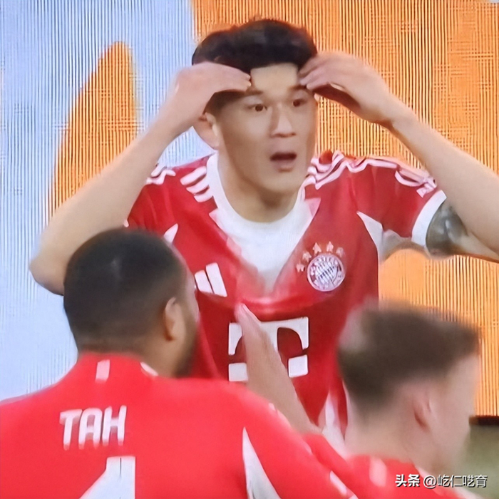 腿太细裤子太宽无疑不好搭配，韩国中卫金玟哉和拜仁就是这个道理