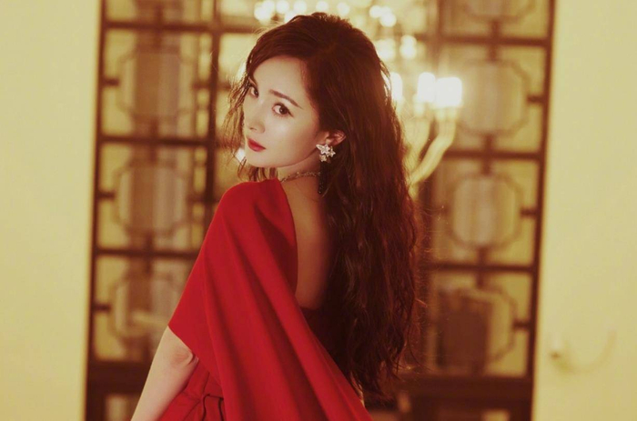 你希望能再次看到杨幂和刘诗诗合作吗？想要两人合作什么题材的影视剧作品呢？评论区大胆说出你的想法吧~