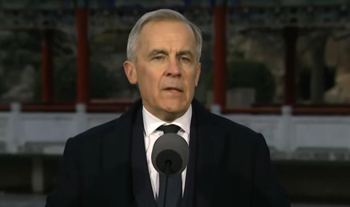 16日，卡尼在北京召开新闻发布会 视频截图