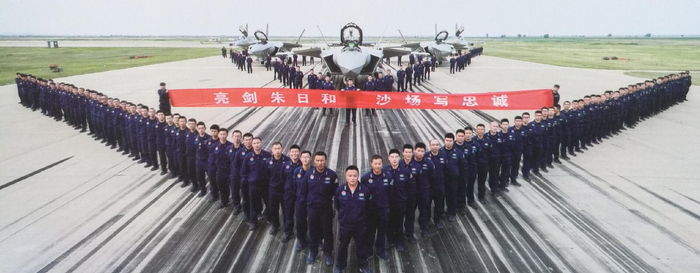 相比2017年歼-20刚刚列装时的情况，可谓又大有不同