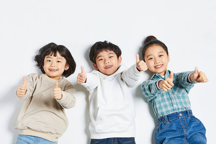 闪电心灵愈站丨父母如何夸奖孩子？试试从这四个方面入手