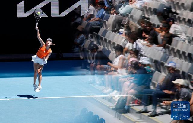 王欣瑜在比赛中发球。新华社记者 马平 摄