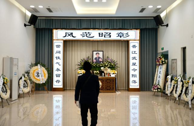梁小龙先生追悼会公众追思区 孔东亮摄
