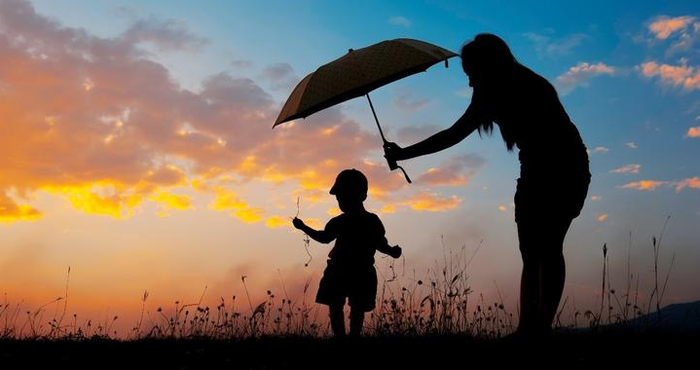 心理学上说：缺爱孩子的孝顺，是一场用一生偿还的童年债