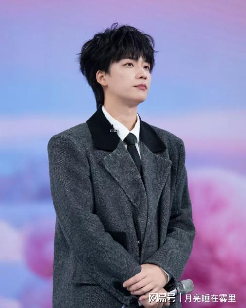 打开网易新闻 查看精彩图片