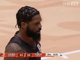 高诗岩连中四记三分助山东队掌控比赛