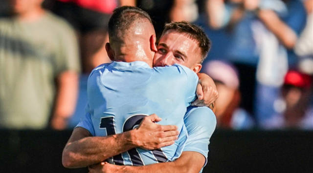 综上所述，双方实力与状态均不相上下，但在综合考量体能状况、主场优势及近期表现，皇家社会本场比赛依旧具备更大可能拿下对手，继续延续近期不败神话。此役无疑将是一场激烈而精彩的较量，值得球迷期待。