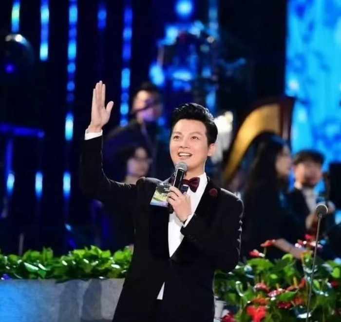  打开网易新闻 查看精彩图片 