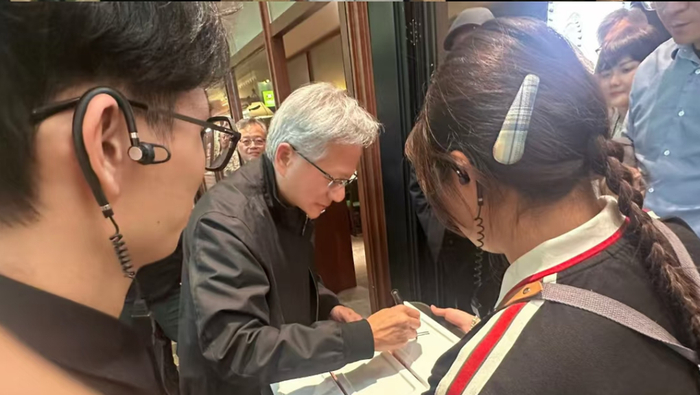 图源：“八合里潮汕鲜牛肉火锅”小红书账号