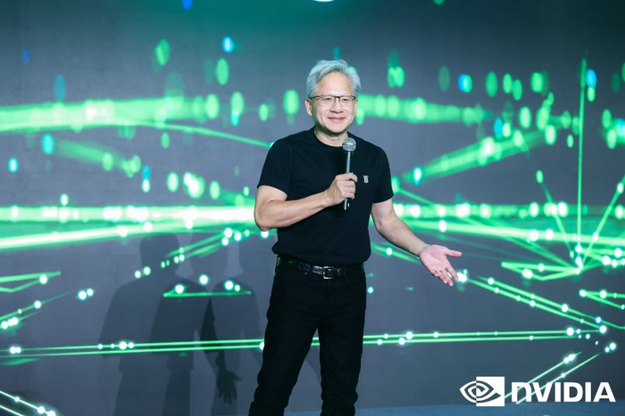 （黃仁勛在年會現場）
