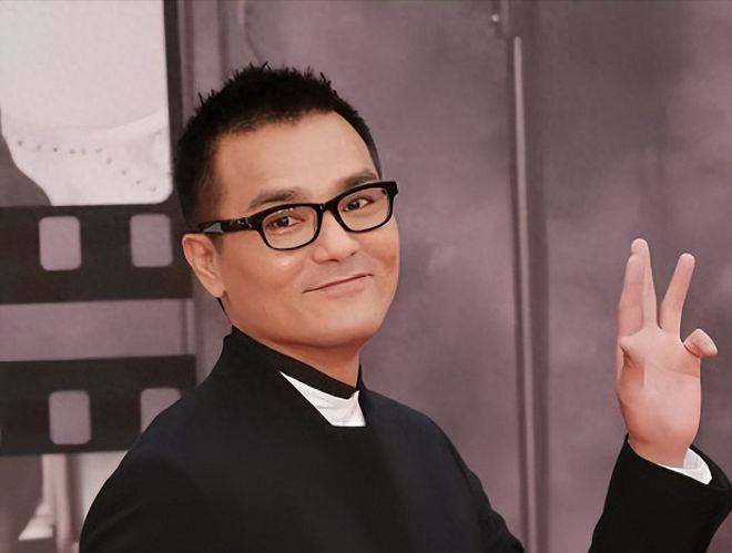 据港媒爆料，林家栋的回归并非是TVB现任总经理曾志伟的决定，而是投资方的主张。这也让外界对于林家栋能否在TVB的新职位上发挥出色，产生了许多期待和猜测。而他与曾志伟的多年友谊，也为他的新职位增加了许多看点。