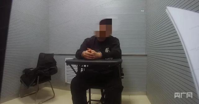 因转卖、转租互联网实名账号，犯罪嫌疑人在受审（央广网发 警方供图）