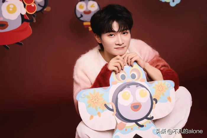 周深2025年一季度总结,晚会11场,巡演8场,3首OST,常驻综艺1档_活动_盛典_世界|央视|西雅图|春节联欢晚会|演唱会|央视春晚_新浪 ...