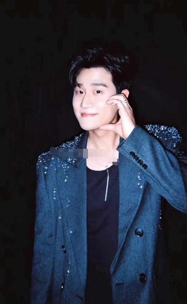 打开网易新闻 查看精彩图片