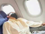 胡先煦为什么会累到在飞机上陷入深度昏迷式睡眠？