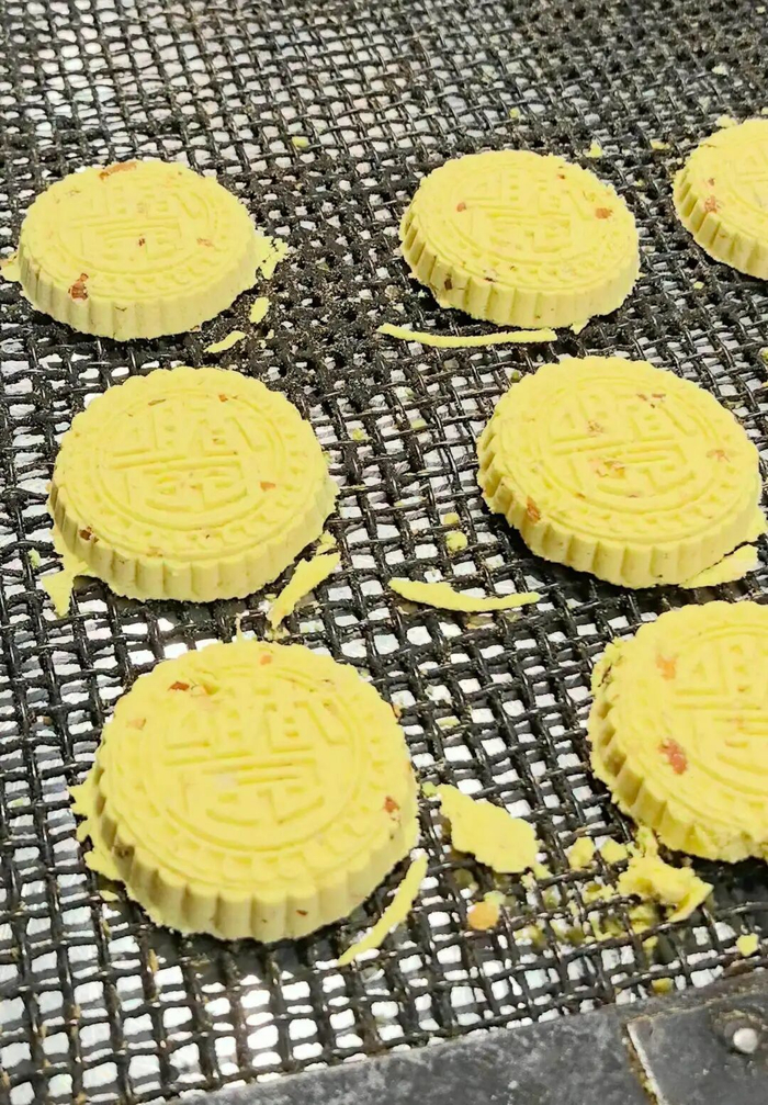 咀香园和杏仁饼