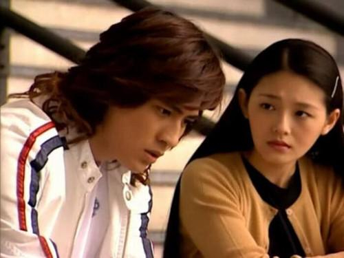 大S与周渝民。电视剧《战神》截图