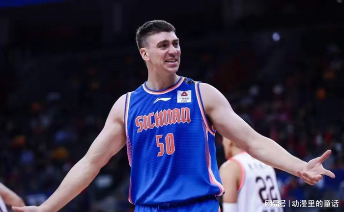  打开网易新闻 查看精彩图片 