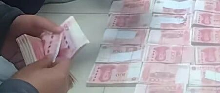 女子家中黄金手镯和数十万元现金被偷，第一时间寻闺蜜安慰，警方：是闺蜜偷的