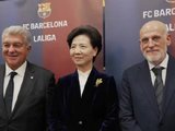国务委员谌贻琴率🇨🇳代表团访问巴塞罗那足球俱乐部青训基地