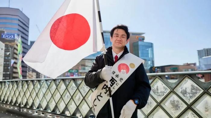 日本川口市政客西内敏一声称“外国人不遵守规则”。（图片来源：《泰晤士报》）