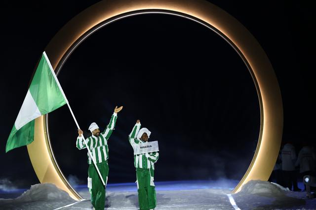 2月6日，尼日利亚体育代表团参加入场仪式。新华社记者 黄伟 摄