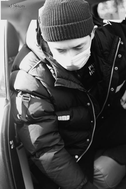 （图/@李现_秃头姐妹站）