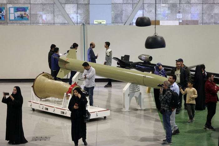 2025年11月12日，伊朗德黑兰，伊朗伊斯兰革命卫队航空航天部队举行国防成就展。 IC Photo