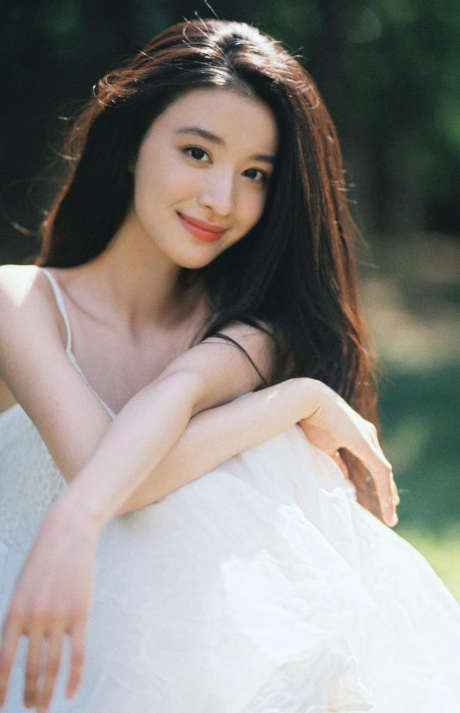 本文由美丽颜究社原创，图源网络，如有侵权请联系删除，谢谢。