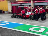 法拉利车队进行“SF-26”维修区进站换胎练习，今年能拿几面流动小红旗🚩呢