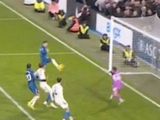 4万人抱头惊愕！切尔西1.2亿巨星95分钟丢绝杀：一脚踢飞超级空门